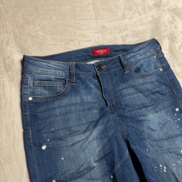 GUESS Women's Blue Denim Jeans Paint Splatter Distressed Frayed Hem Size 28 - Picture 3 of 10